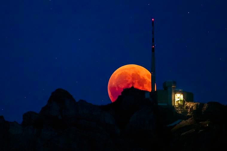 detail list of solar eclipse lunar eclipse in 2018 and 2019