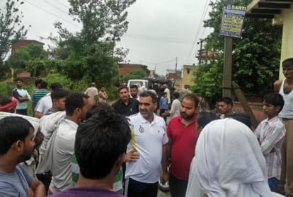 UP: roof of the house collapses In the Sardhana