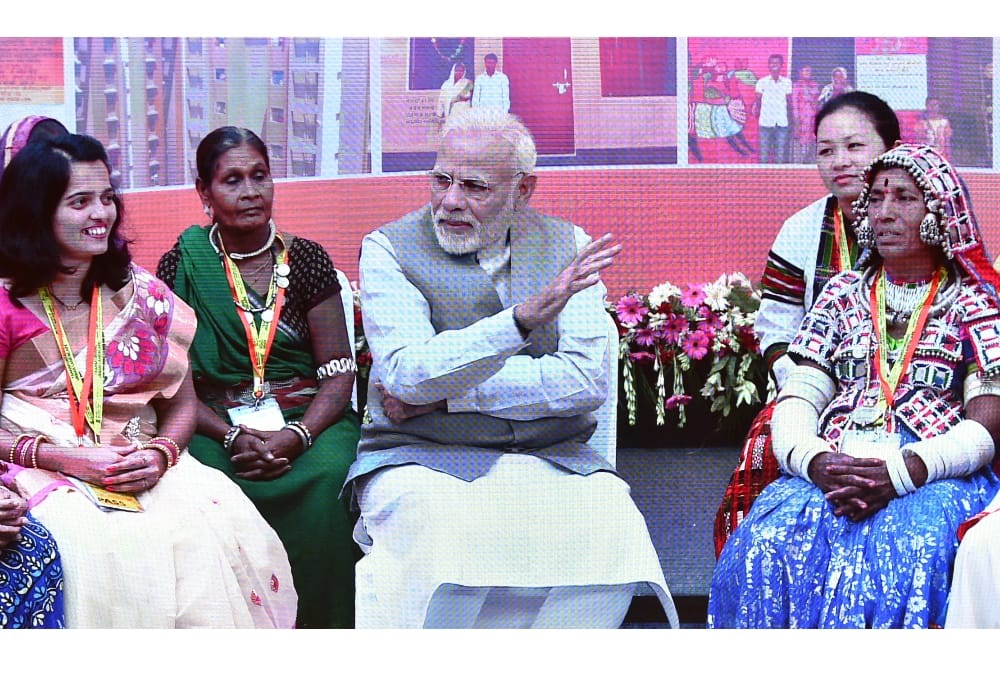 Women express their emotions after meeting PM Modi.