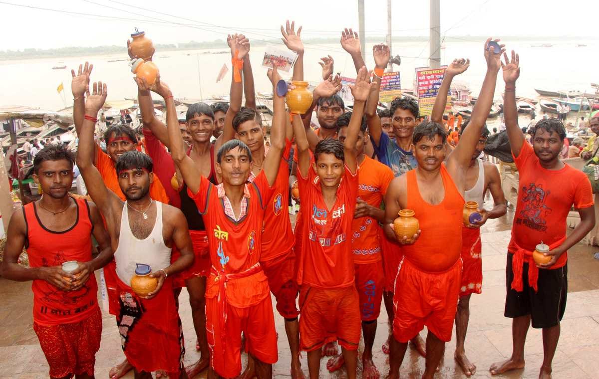 More than 40 thousand devotees take blessing from  kashi vishwanath temple
