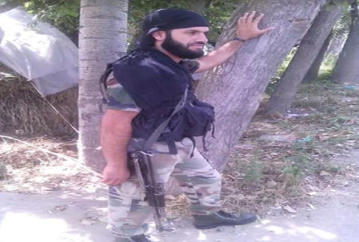 jammu kashmir militants killed crpf jawan naseer ahmed who was on leave at home in pulwama