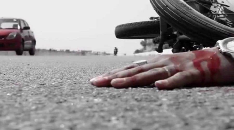 Accident in Muzaffarnagar, killing two friends, going to Haridwar