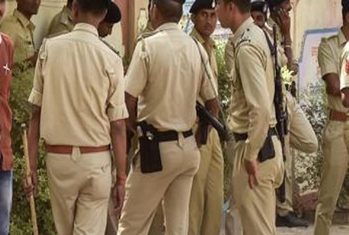 After killing the addicted son the pieces were cut from the grinder in gujarat