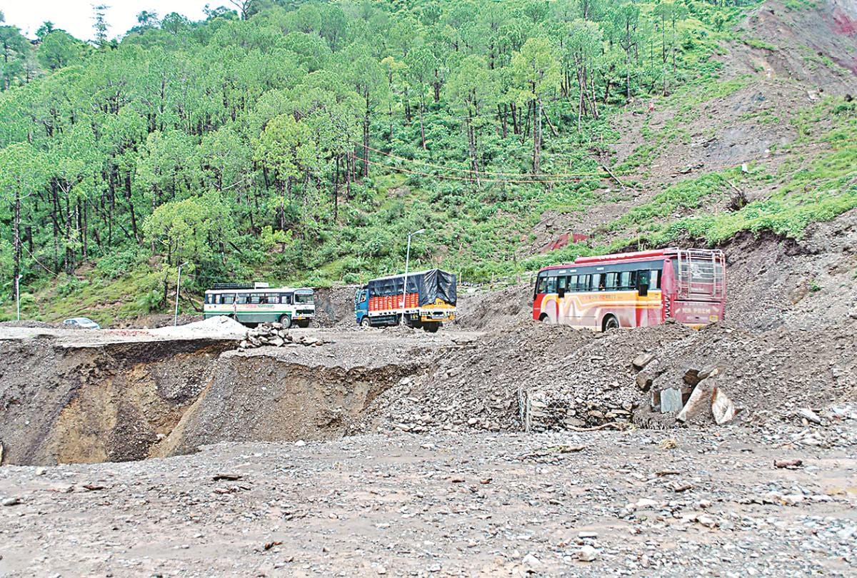 Kotropi National highway 20 Mandi himachal Pradesh