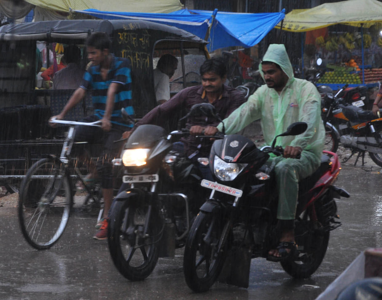 Intermittent rain
