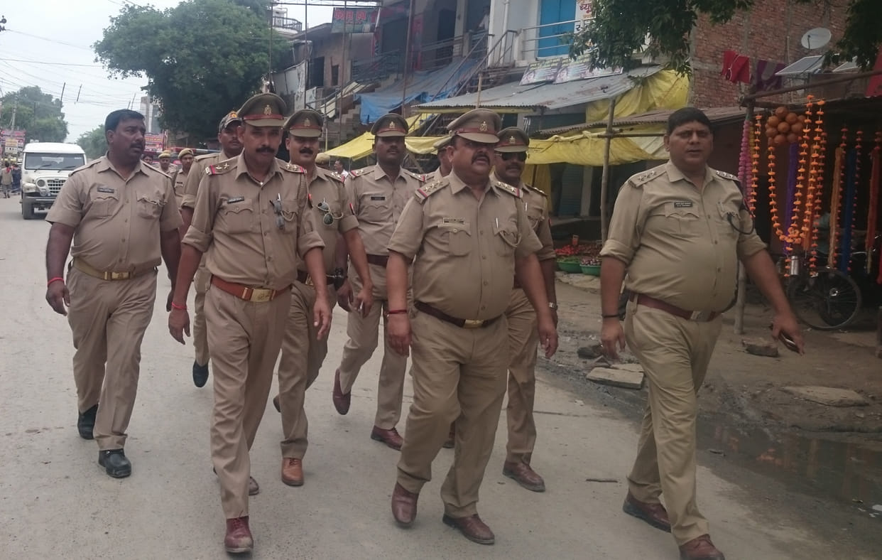 Police did route march