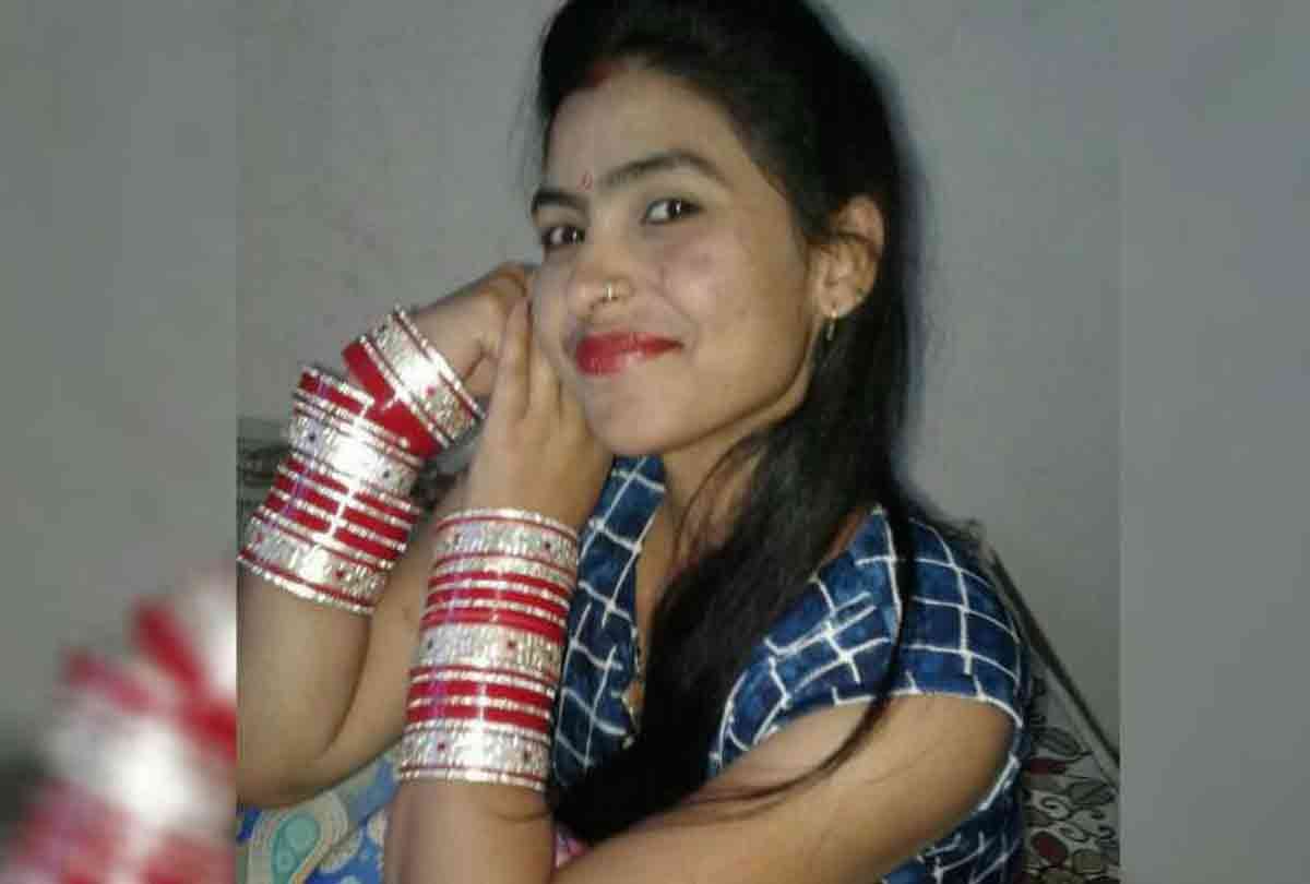 bride in mathura commits suicide husband make live video goes viral
