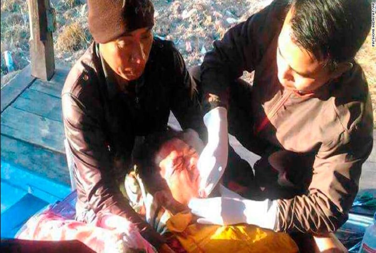 Indonesian island of Lombok devastated by powerful earthquake shocks