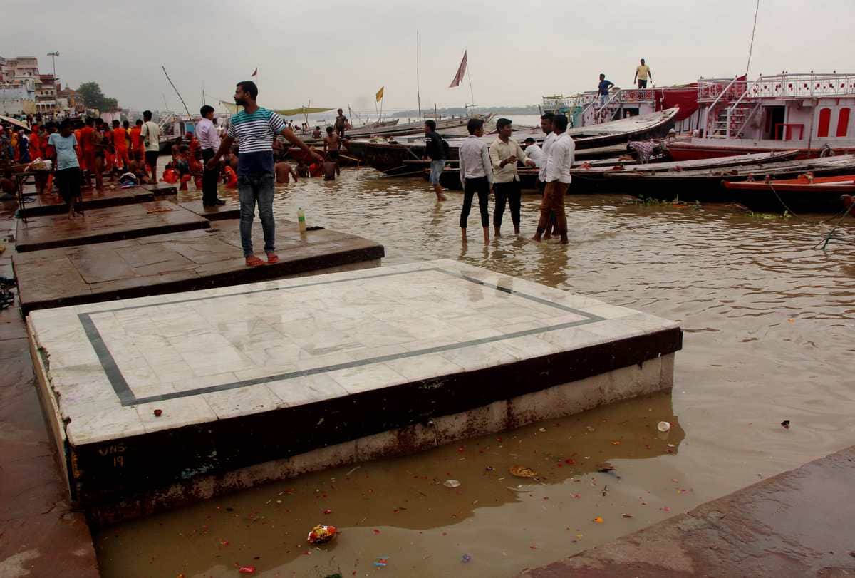 varanasi this police police station lodged with water