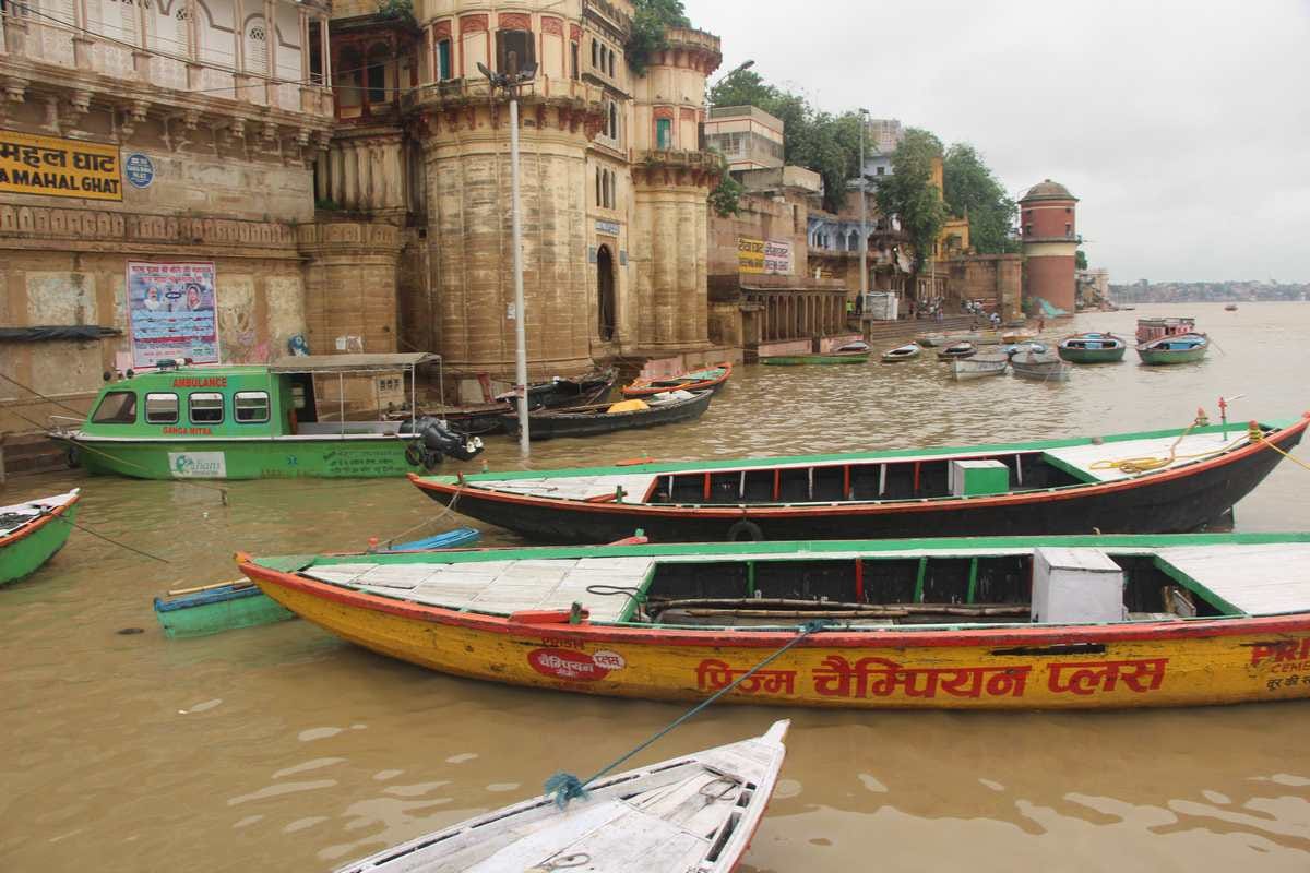 ganga water level gone high flood chances in down area