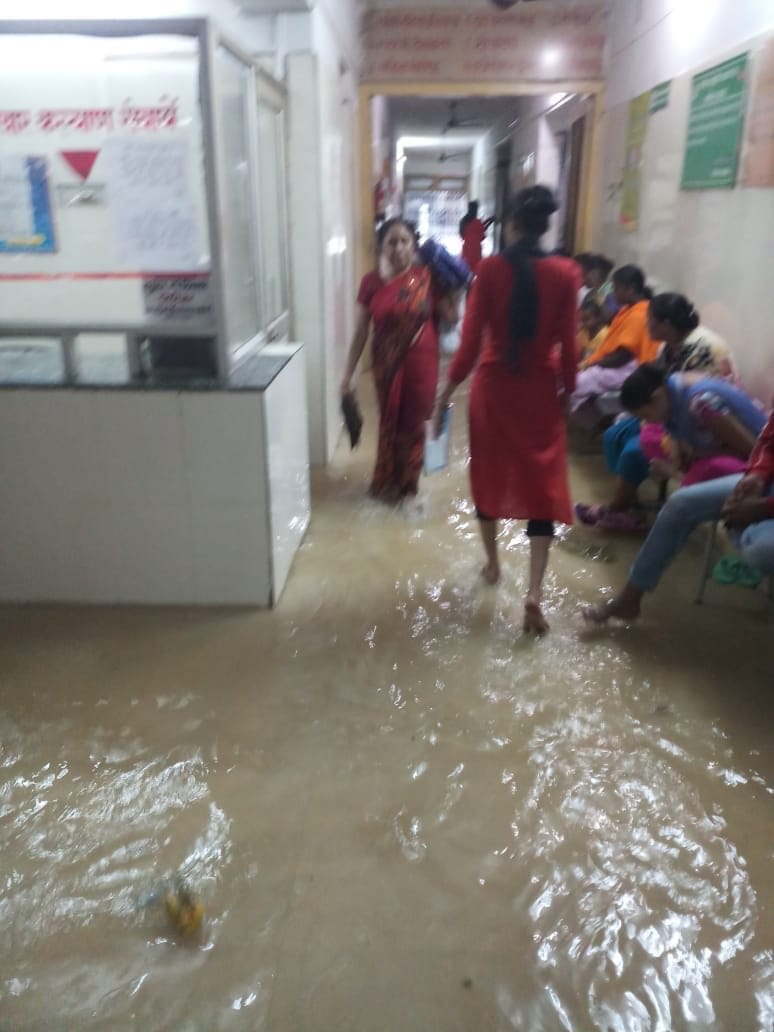 heavy rain in lucknow many area flooded