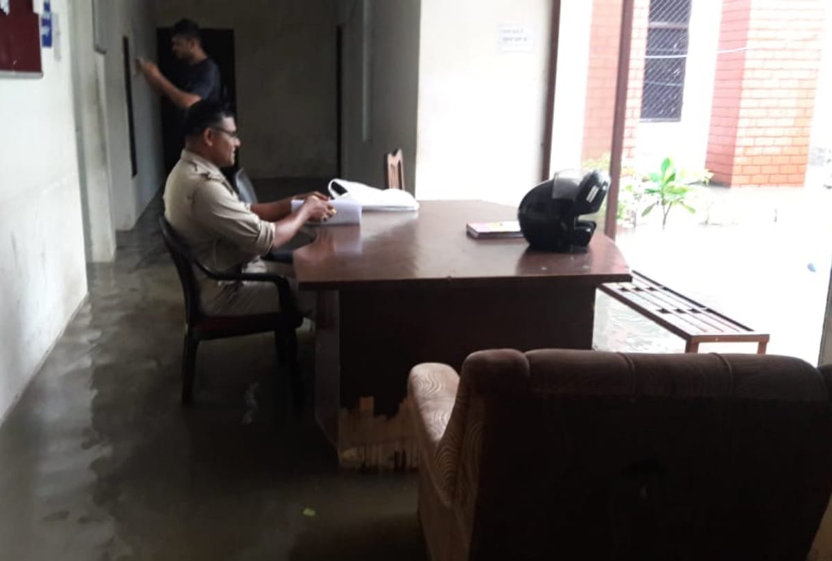 gazipur police station flooded in rain