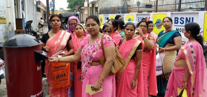 आंगनबाड़ी कार्यकर्ताओं ने पोस्टकार्ड भेज सरकार को याद दिलाया वादा