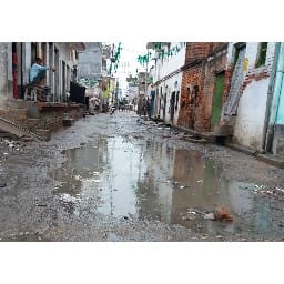 सावन की पहली बारिश में चारों ओर जलभराव