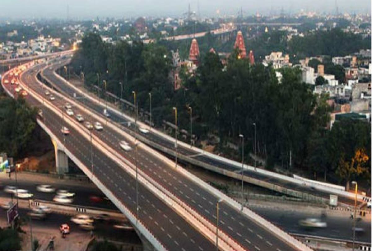 Two elevated underpasses and STPs will be constructed in noida