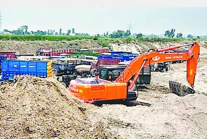 Illegal Mining, Sand Mafia Beaten TV Channel Team