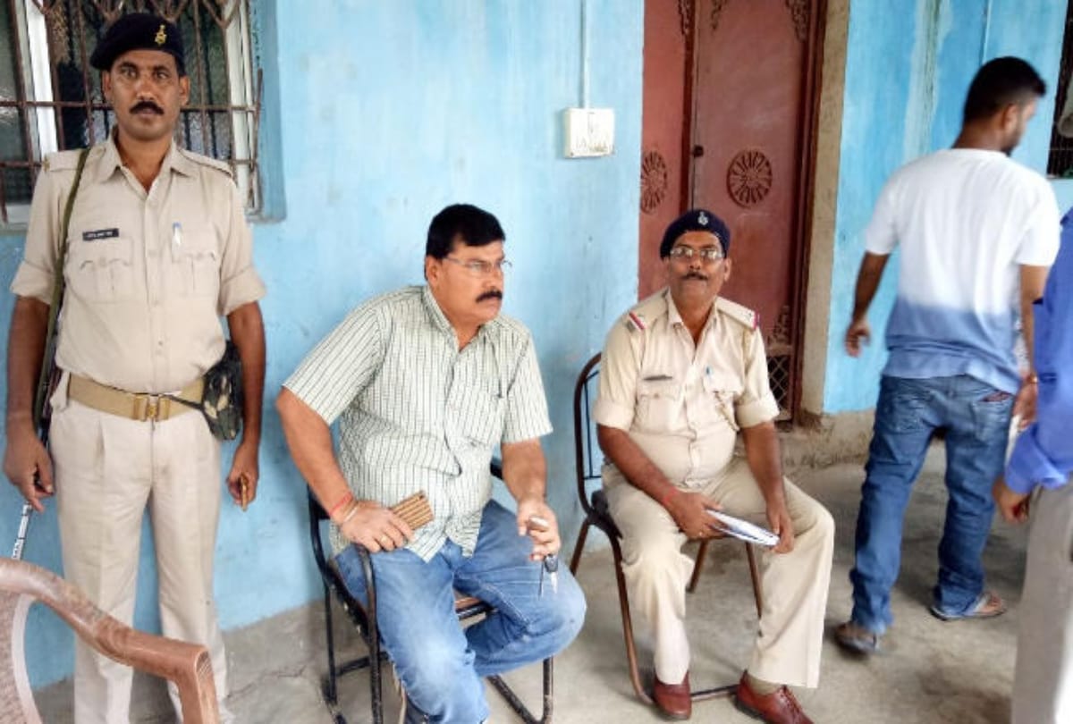 Seven people of the same family found dead in ranchi