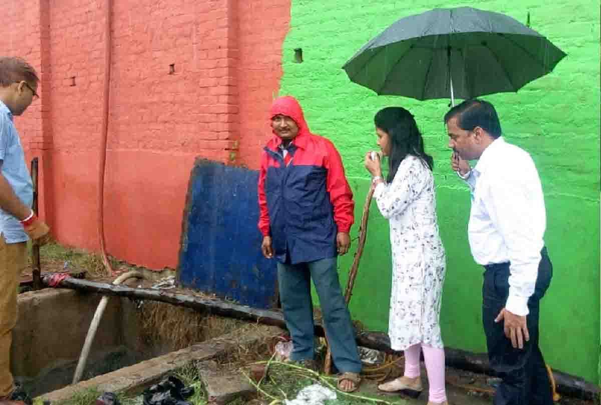Three laborers died due to Leakage of poisonous gas during motor repair of factory tank