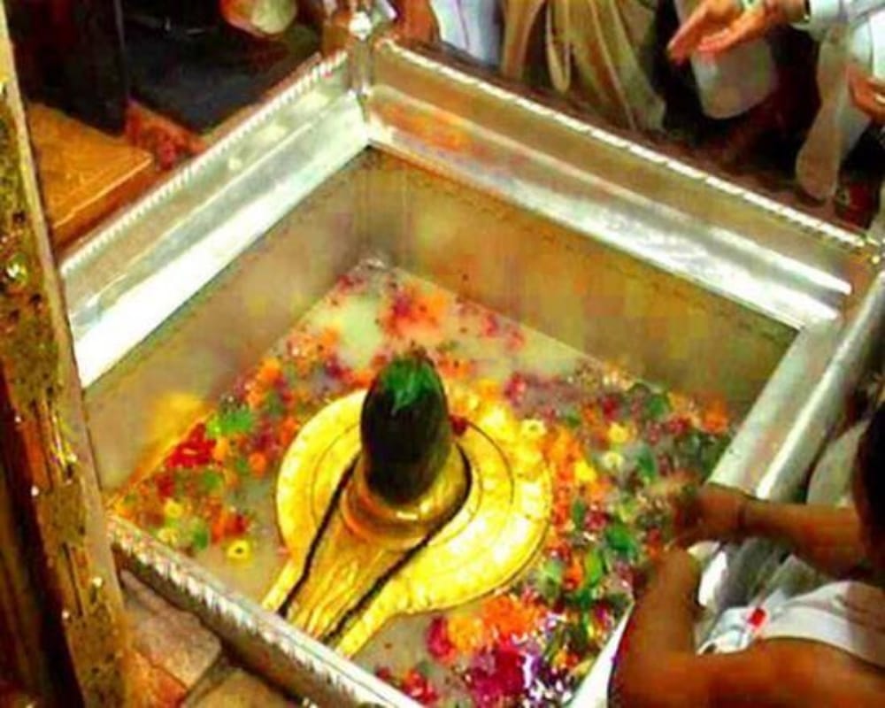 Lord shiva worshiped from gangajal on mahashivratri in mauritius