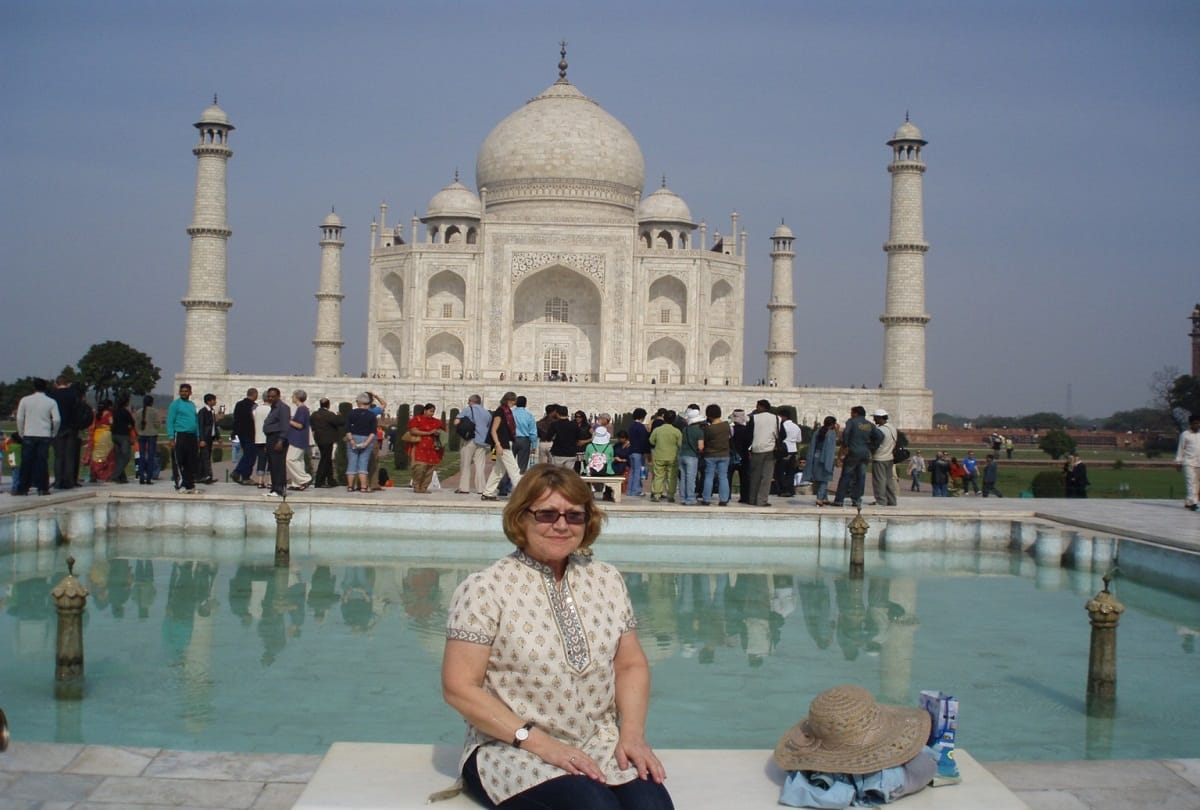 Dogs and Monkeys Terror in Taj Mahal