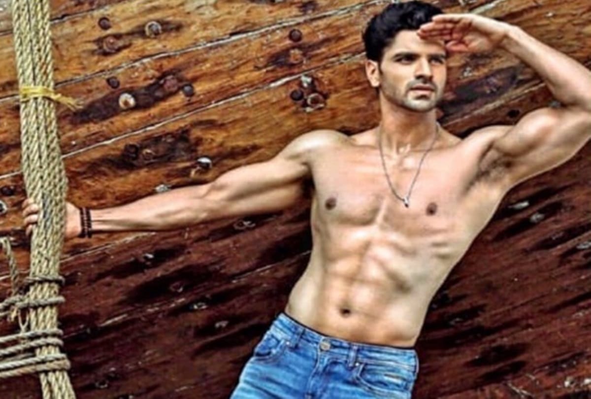 Divyanka tripath commented on vivek dahiya shirtless photoshoot