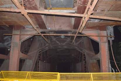 delhi purana loha pul closed after flood danger mark water level in yamuna