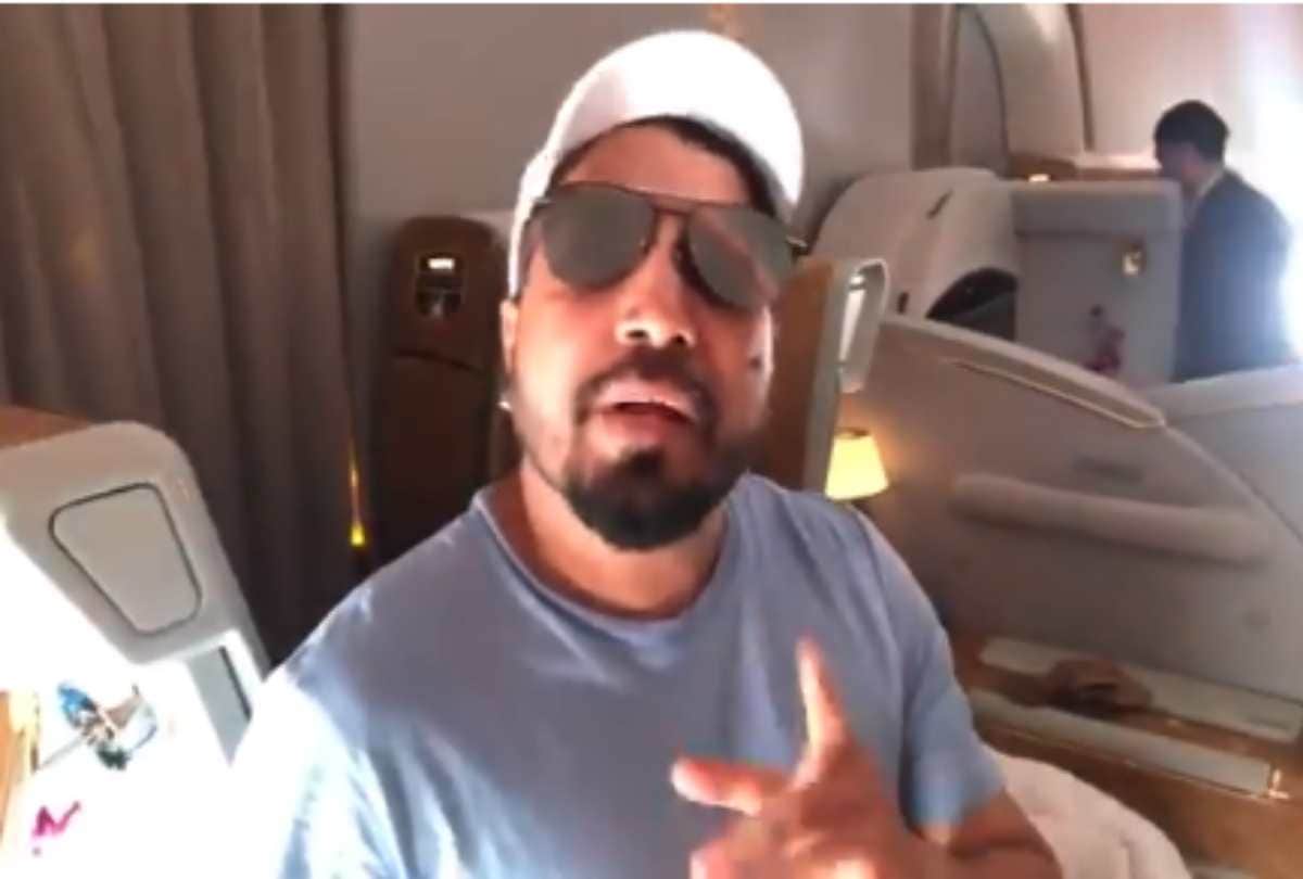 After his comments against Kangana Ranaut singer Mika Singh has urged protesting farmers to keep calm and protest