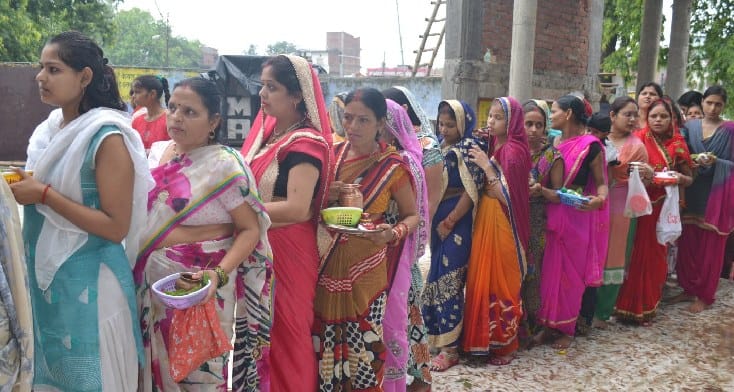 सावन की रिमझिम में छोटी काशी शिव भक्ति से सराबोर
