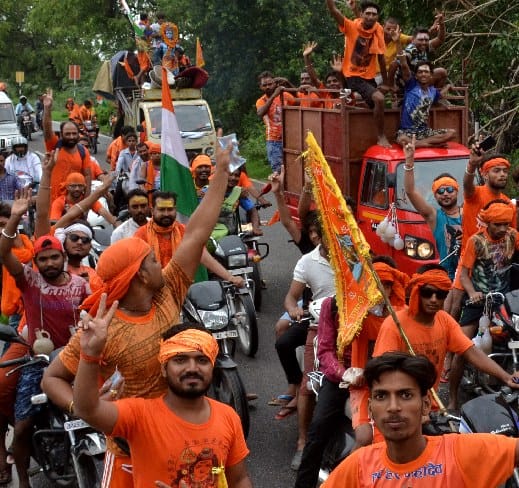 नाथ नगरी में उमड़ा आस्था का सैलाब