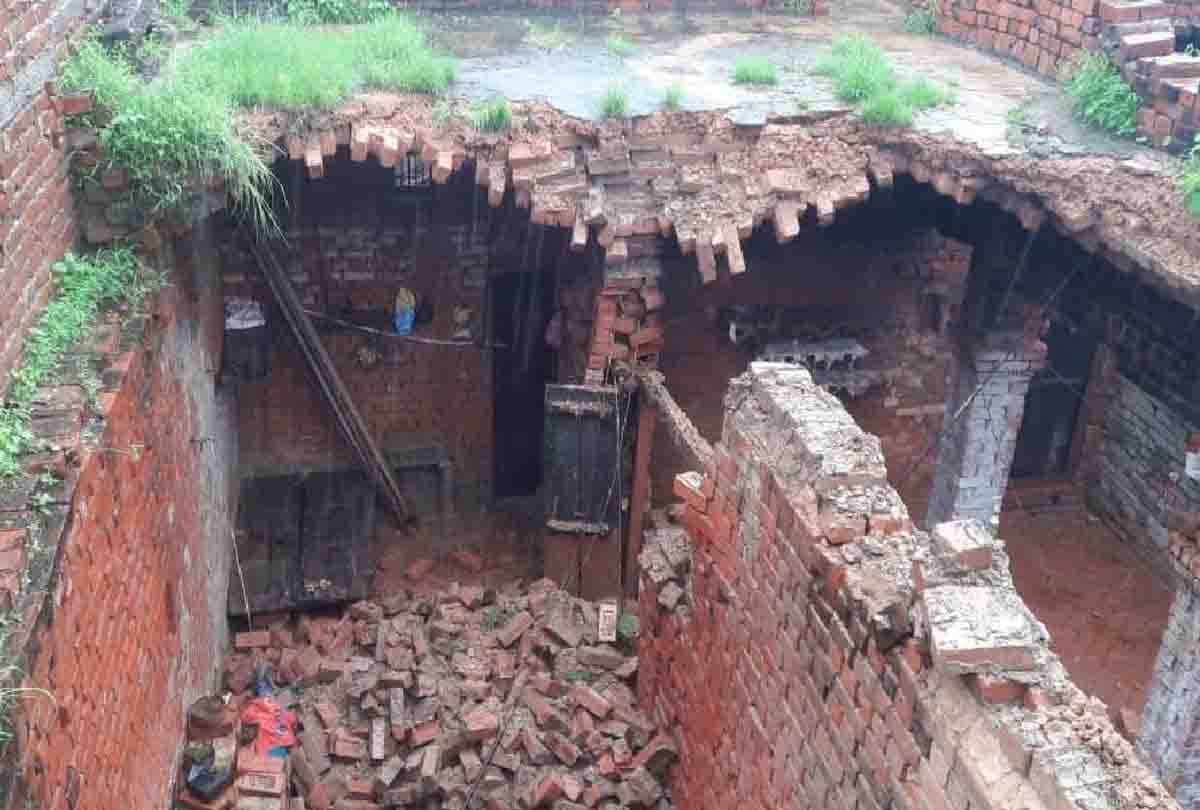 Eight people injured in Hardoi due to rain