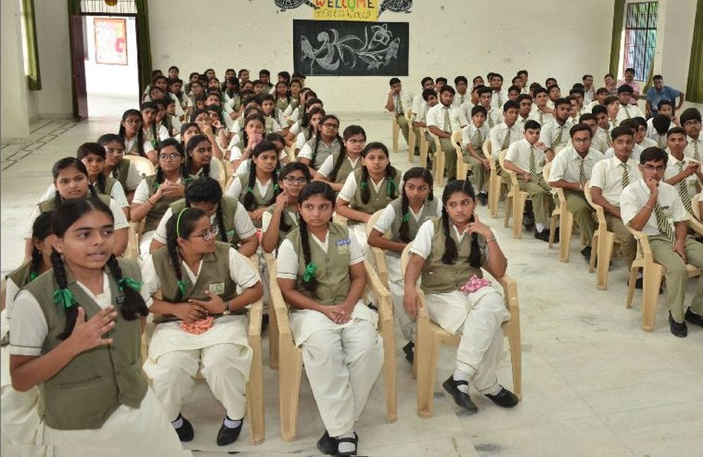 Amar Ujala Foundation held Police ki Pathshala in agra