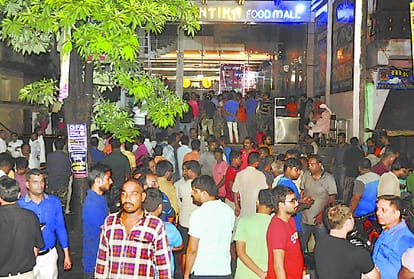 attack on businessman alok arya in sultanpur.
