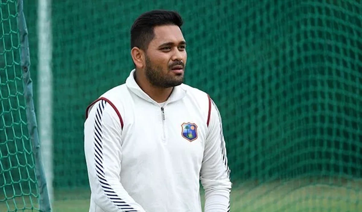 england takes help of chinaman to avoid kuldeep yadavs threat