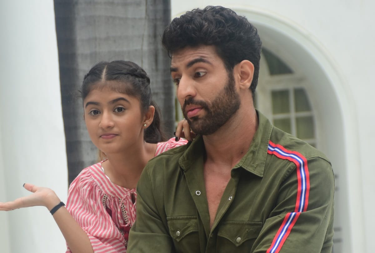 artist jb singh reached lucknow for promotion of tv show