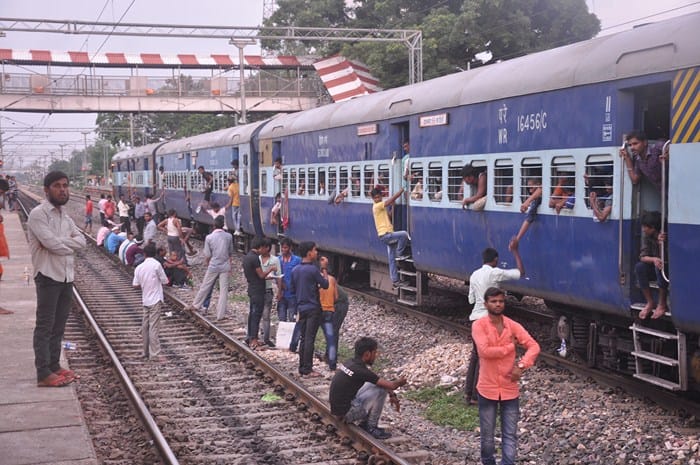engine derailed, trains disturbed