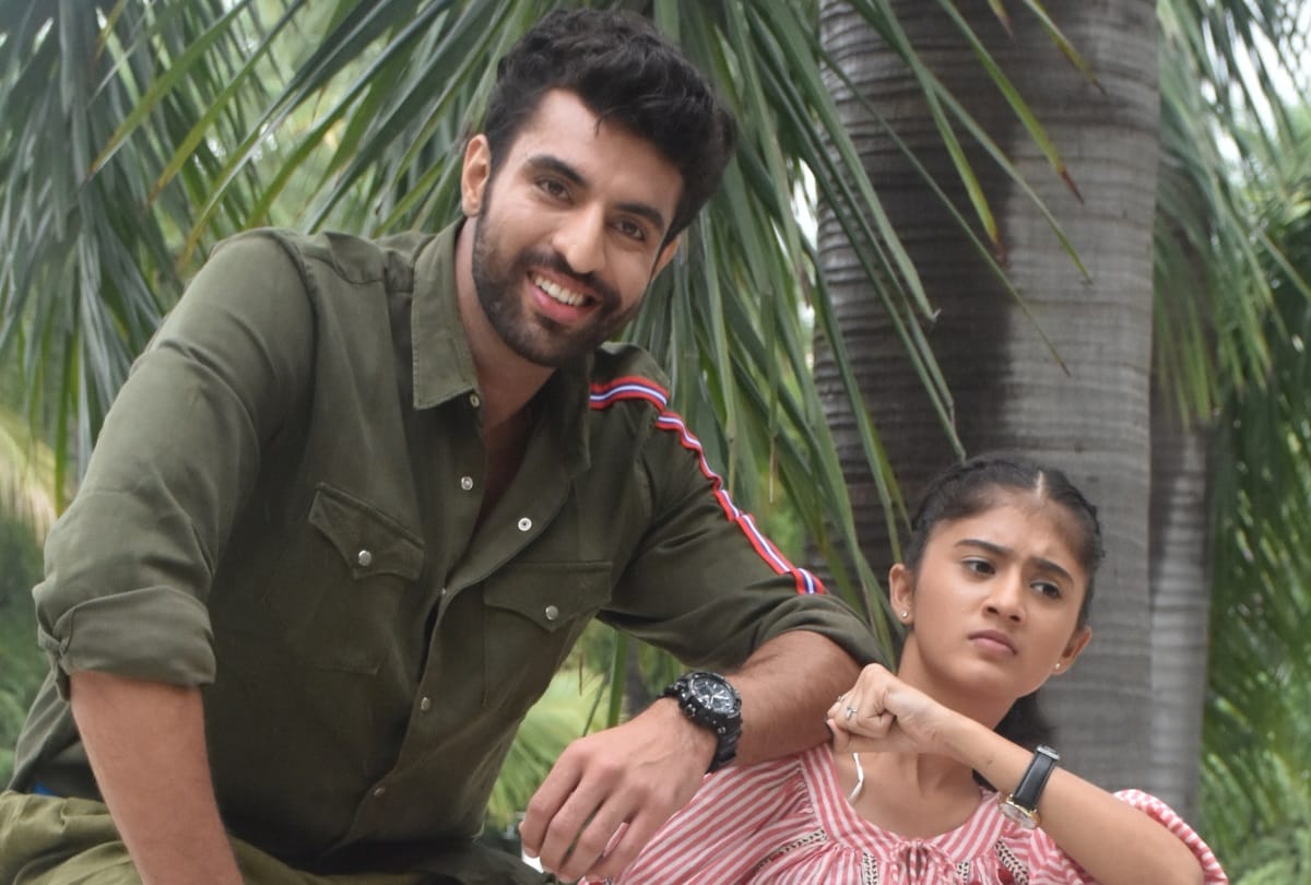 artist jb singh reached lucknow for promotion of tv show