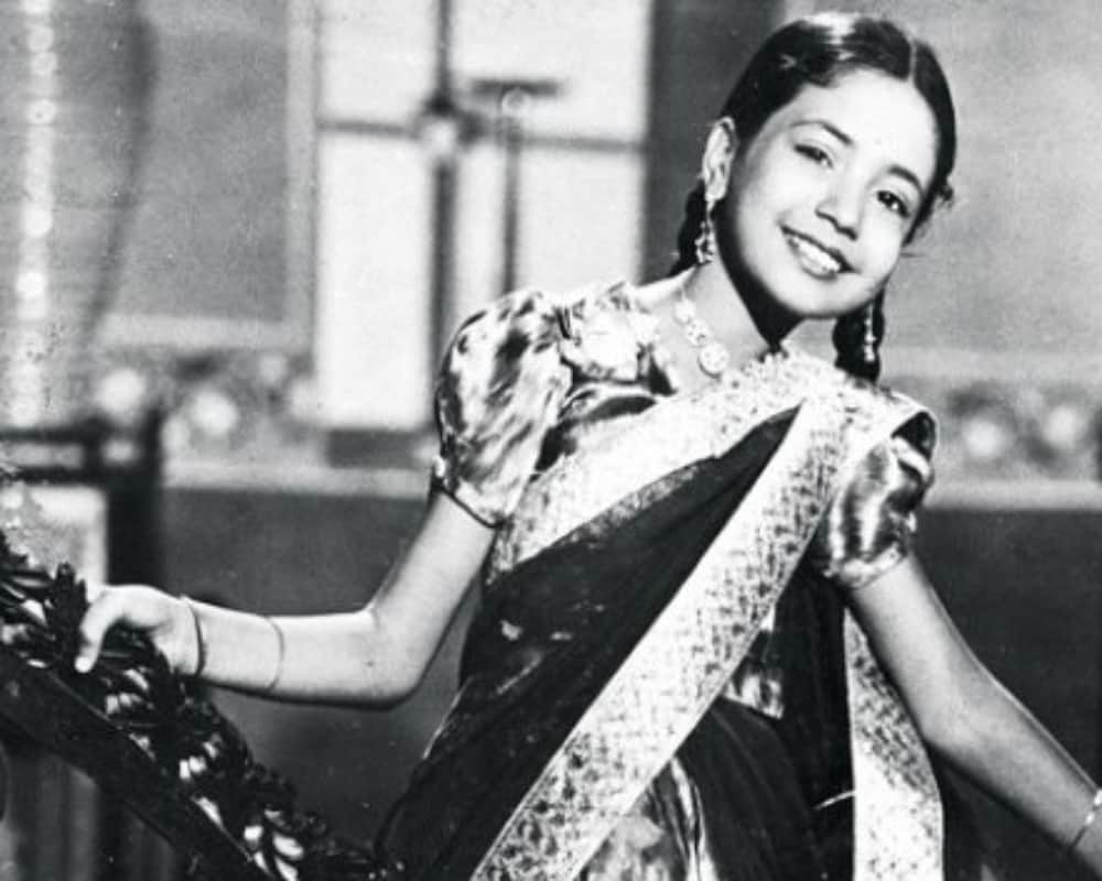 Meena Kumari birthday: Rare unseen pics of bollywood tragedy queen on her 85th Birth Anniversary