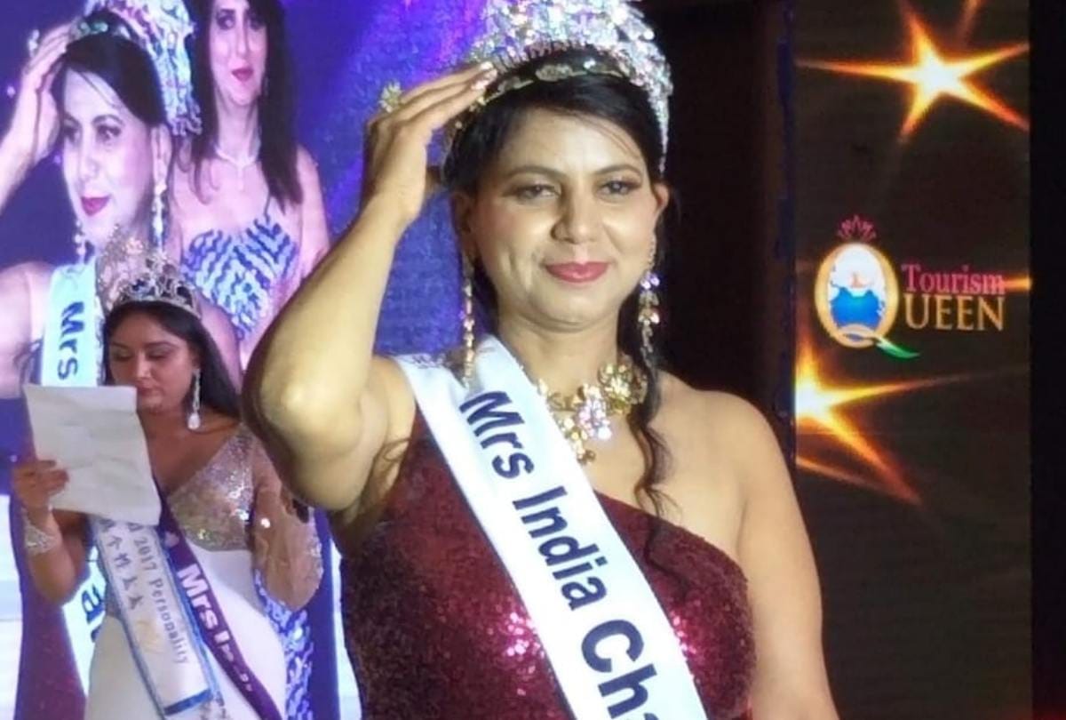 Nisha Aggarwal crowned as Mrs India charity queen 