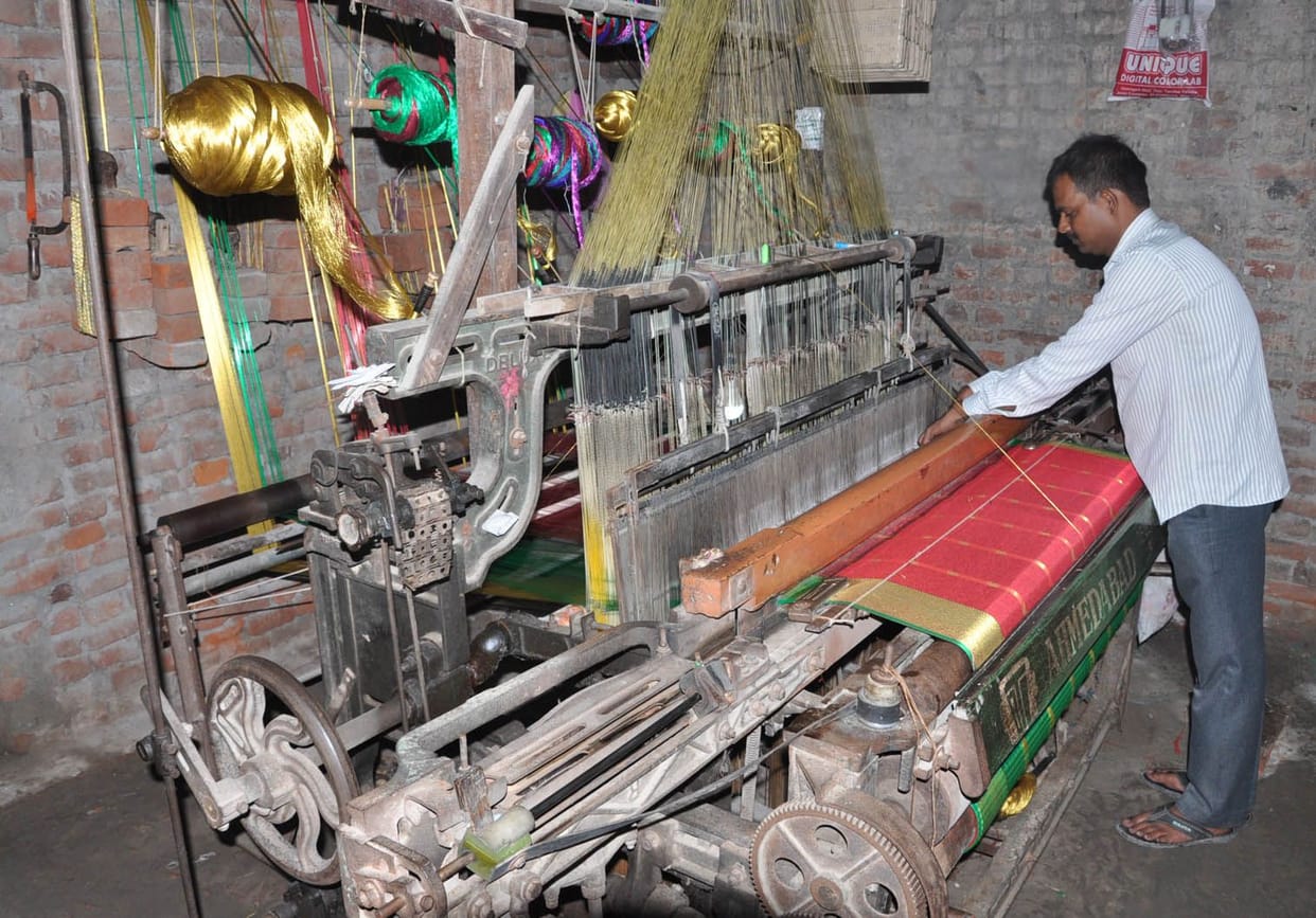 Powerloom weavers will get electricity at flat rate