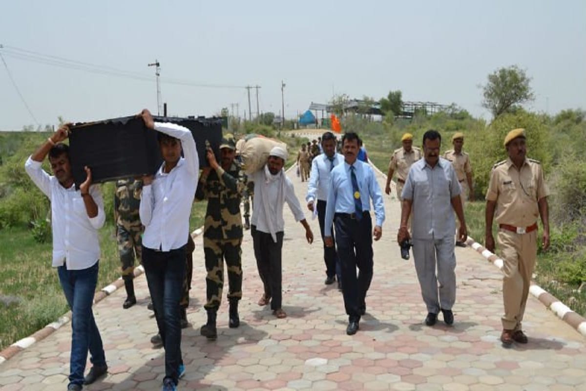 Sixteen years later, open India-Pak border for Reshma's body
