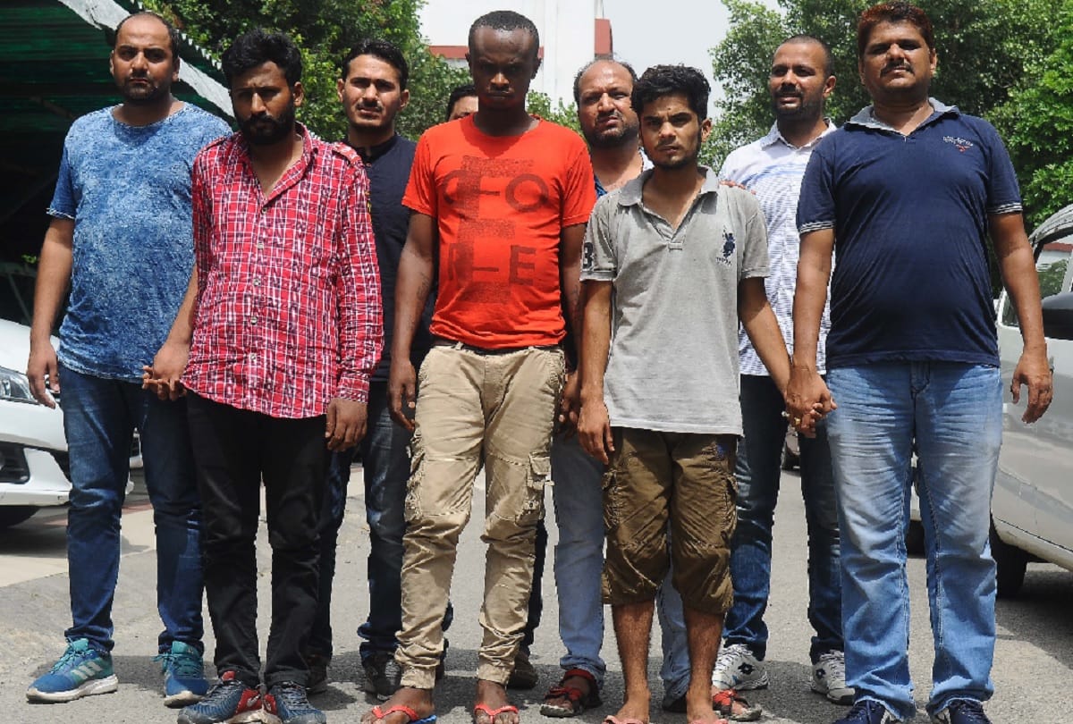 Twenty one million heroin recovered Special Cell arrested three people including Nigerians