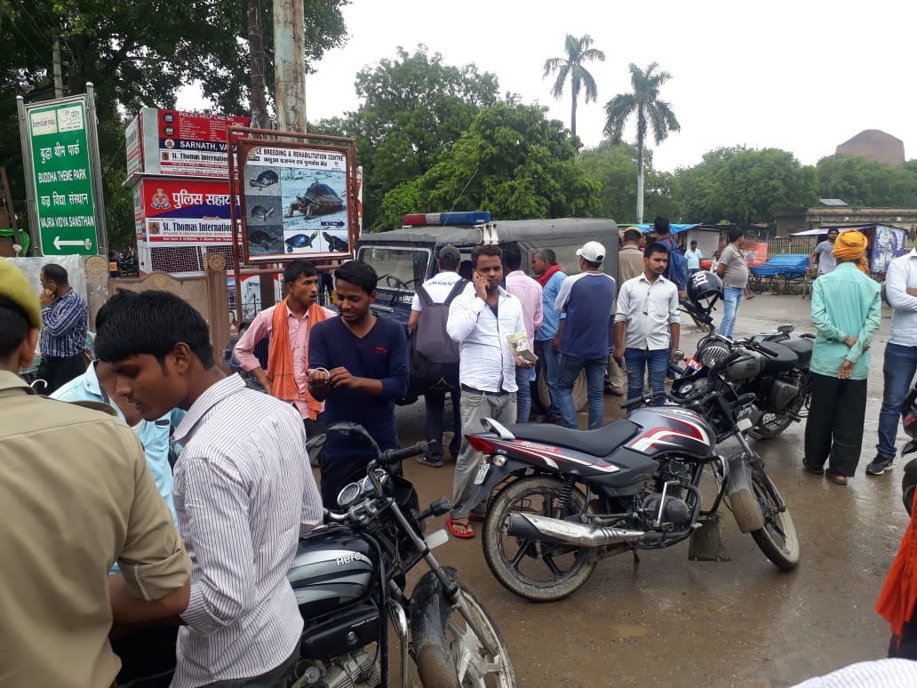 Biggest action taken by traffic police in varanasi