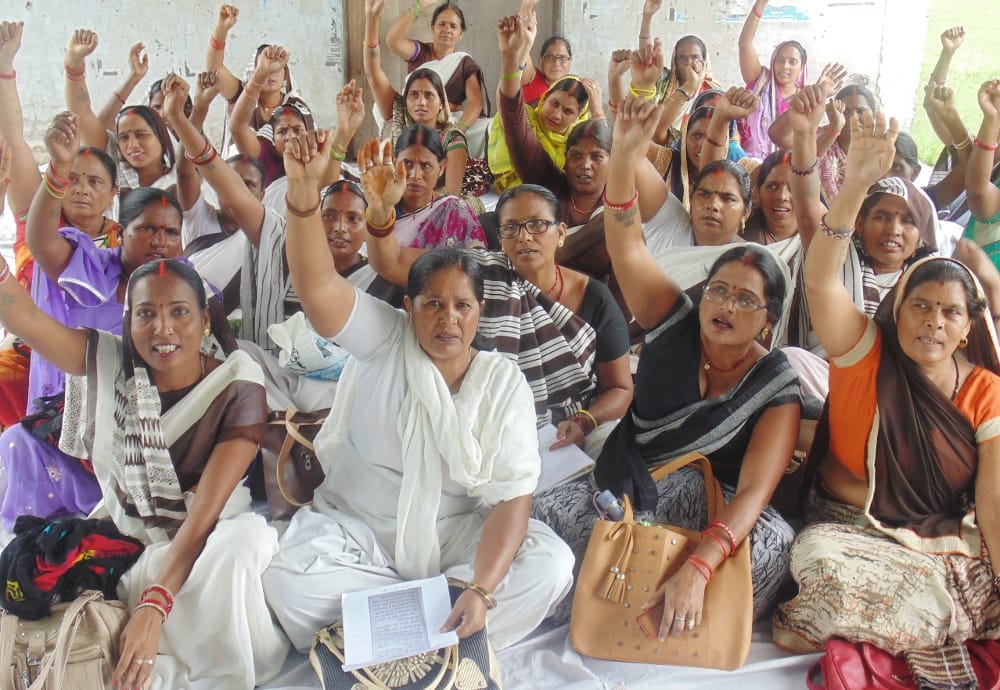 Asha workers protested at calectrate