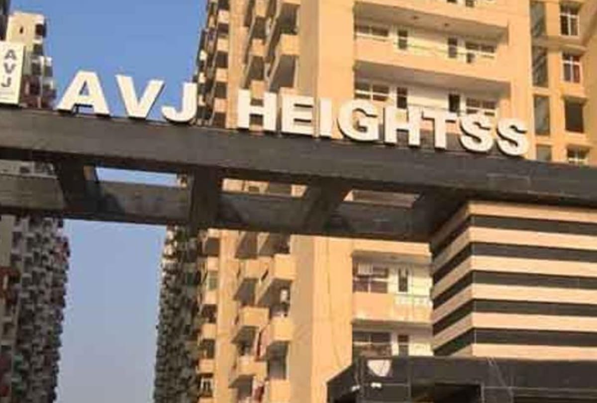 Gangster Act engaged on AVJ Heights owner and wife