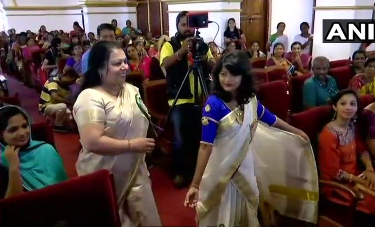 21 year old college student Hanan Hamid who was trolled on social media walked the ramp