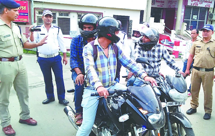 helmet must for back seater as well