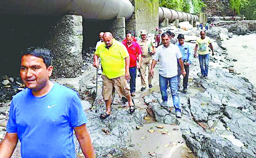 Dhami meets disaster affected people in Dibagad
