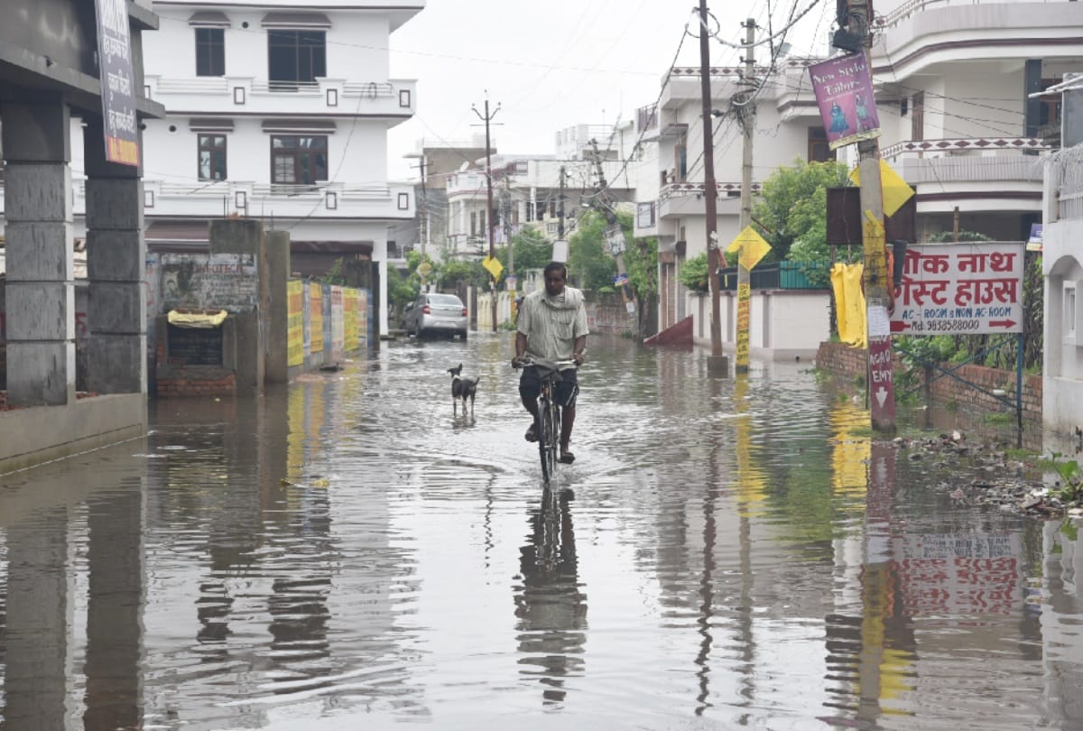 bad effect of rain in lucknow