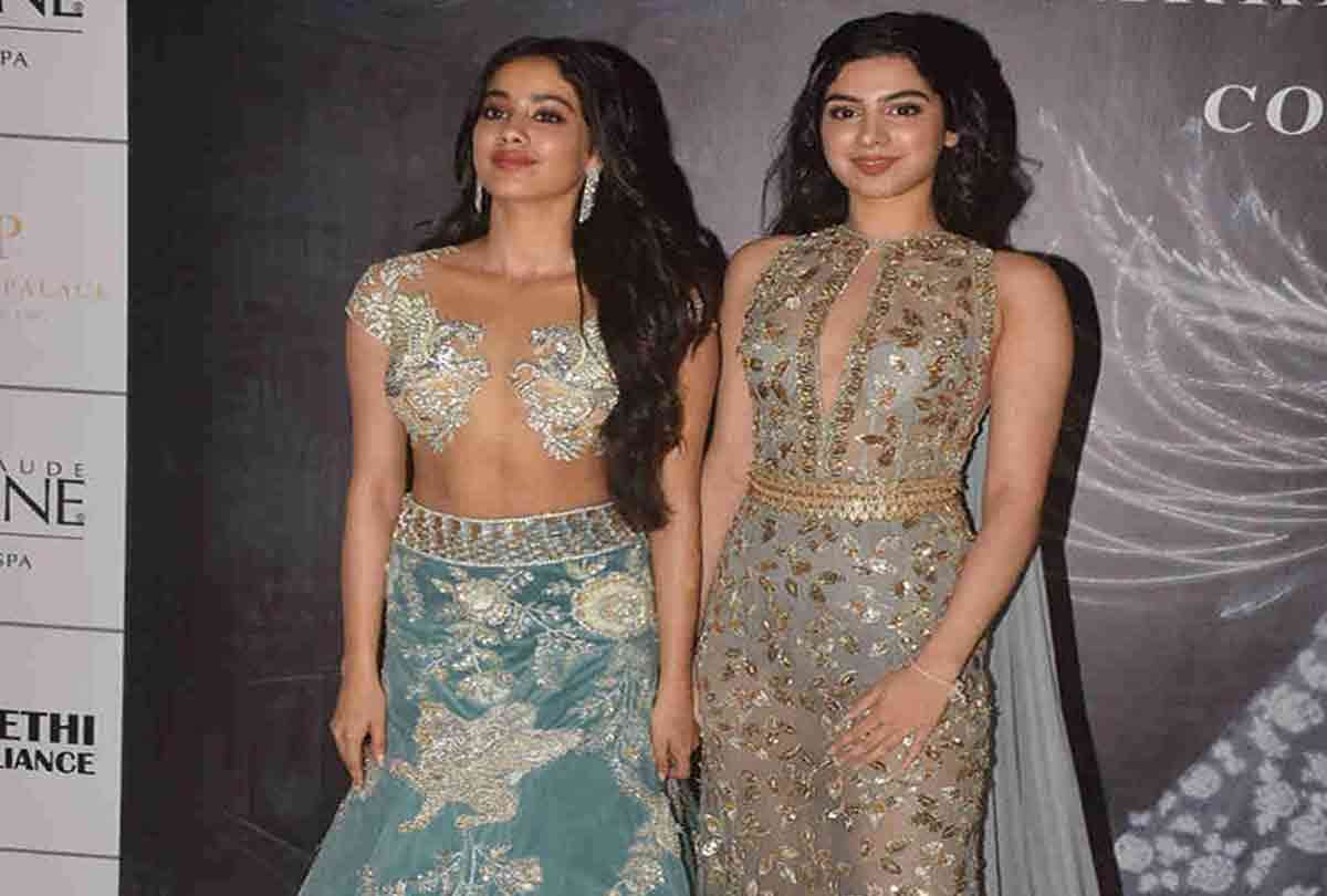 janhvi kapoor and khushi kapoor with ishaan khattar at fashion show look glamorous