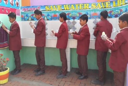 government schools of UP will change your mindset about english medium, see in pics
